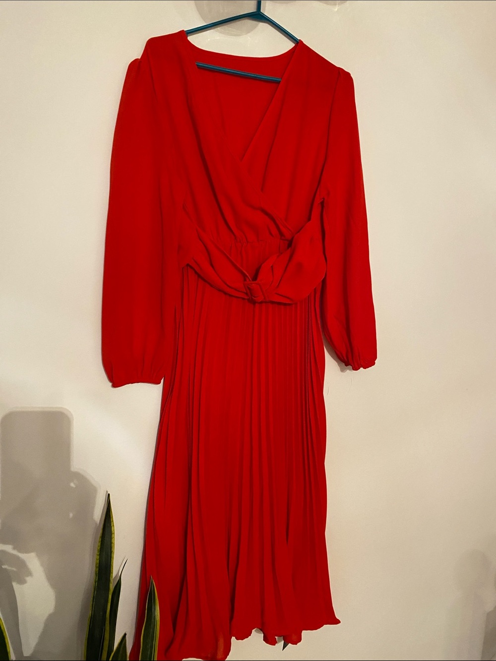 Brand New with tag Vintage style Red Long-Sleeve Pleated Wrap Dress